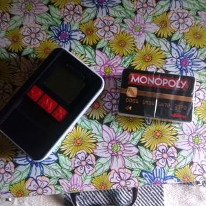 Electronic monopoly baker